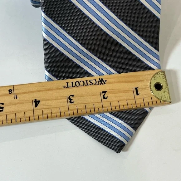 Brooks Brothers Stain Resistant Black and Light Blue Striped Tie Professional - Picture 4 of 9